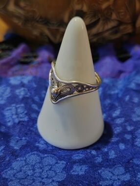 Filigree Sterling Silver Ring, V Shape, Approx Size 7